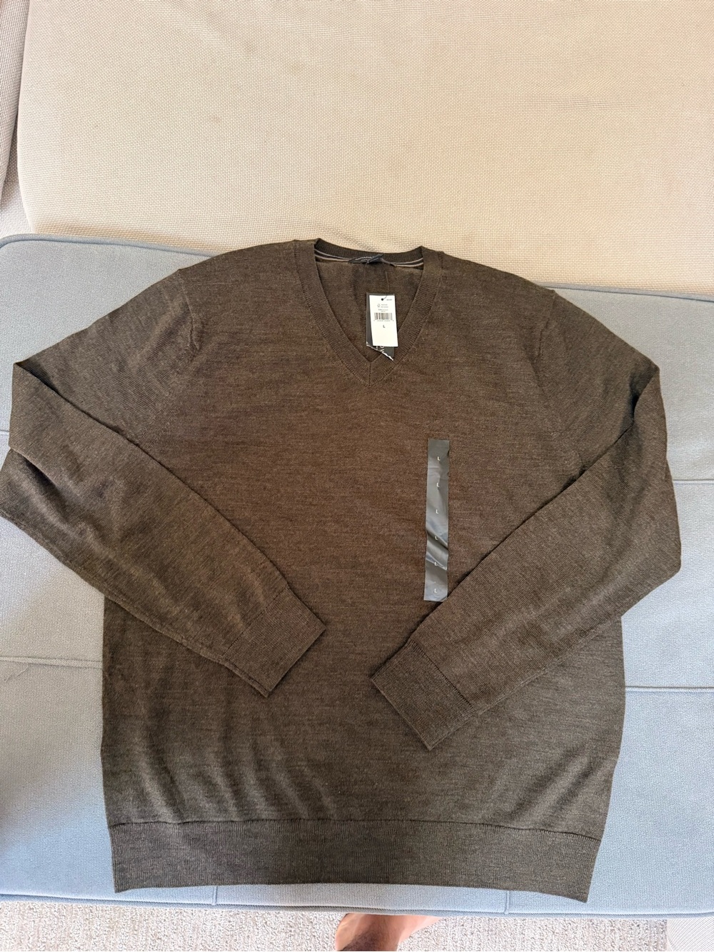 Banana Republic Merino Wool Sweater Men's Size L Dark Brown NWT